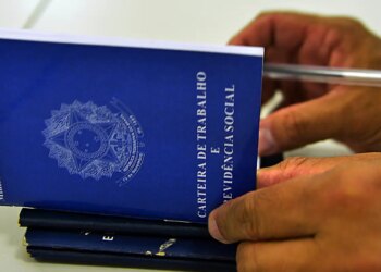 Brasil cria 255,3 mil postos de trabalho em fevereiro, aponta Caged