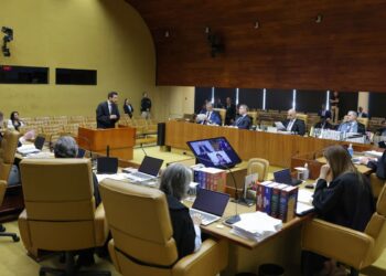 Moraes vota contra prorrogação da CPMI do INSS; placar está 3 a 1