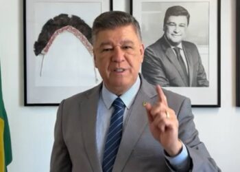 líderes do PT fazem petição contra Carlos Viana