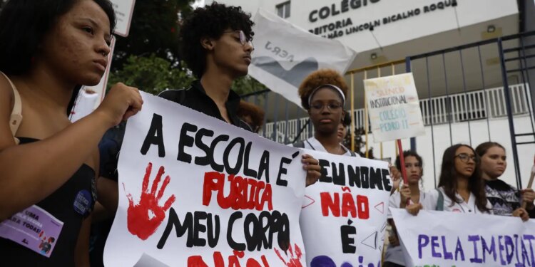 Um quarto das estudantes adolescentes já foi alvo de violência sexual