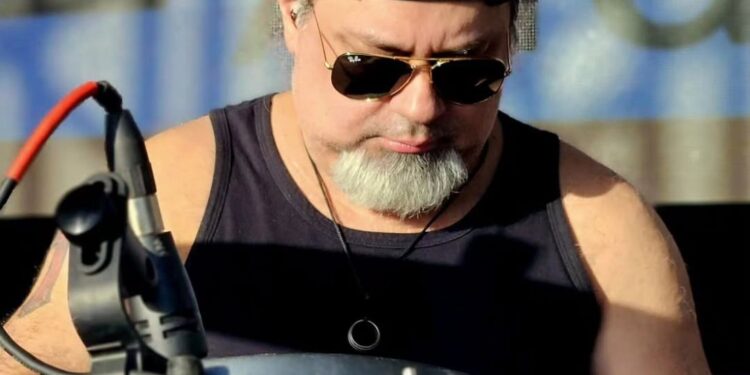 AVC leva baterista Geraldo Abdo a deixar Novo Som após 37 anos