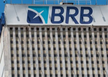 CLDF aprova convocação obrigatória do presidente do Banco de Brasília