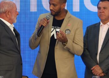 Presidente Lula se reúne com representantes de centrais sindicais