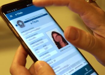 Prazo para tirar e regularizar título de eleitor vai até 6 de maio