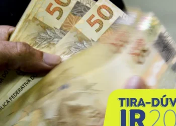 É melhor fazer a declaração do IRPF completa ou simplificada?