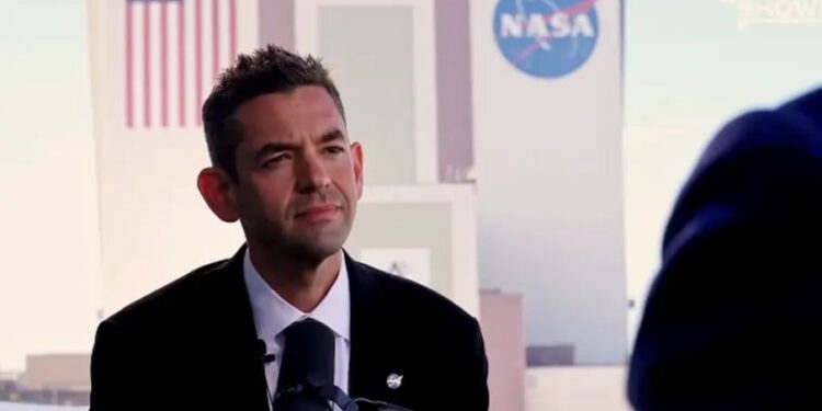 Testemunho de Charlie Kirk levou gestor da NASA a ler a Bíblia