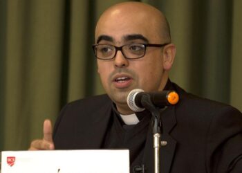 Nikolas Ferreira mobiliza apoio a padre José Eduardo por dívida