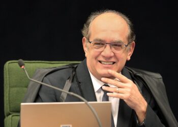 Ministro Gilmar Mendes defende fim da guerra ‘total’ às drogas