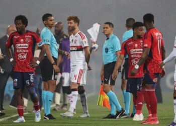 Jogo do Flamengo na Libertadores é cancelado por atos de vandalismo
