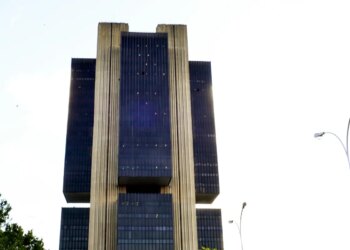Copom adota cautela por tensões globais e expectativa da inflação