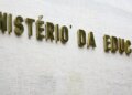 Formação de professores a distância mostra desempenho 53,1% inferior