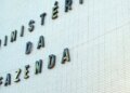 Fazenda eleva para 4,5% estimativa de inflação com guerra e petróleo