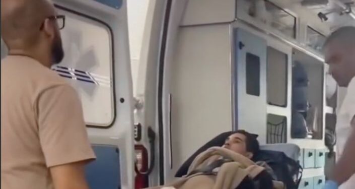 Cantor Kaiky Mello recebe alta hospitalar após longa internação