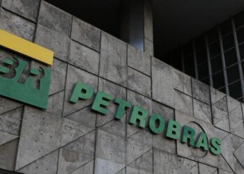 Petrobras abre 150 vagas em programa de estágio; veja como participar